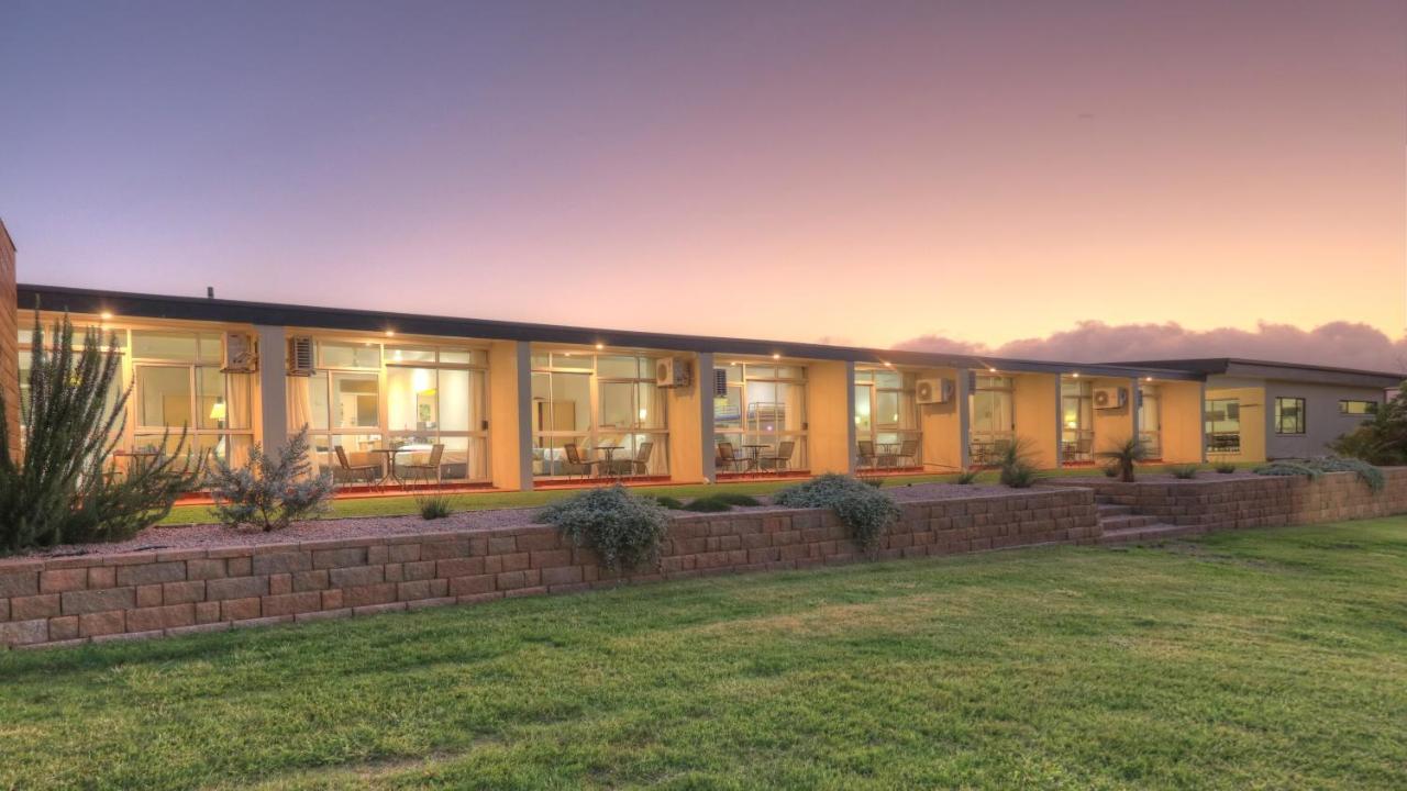 Atherton Motel Extérieur photo